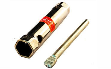 plug spanners